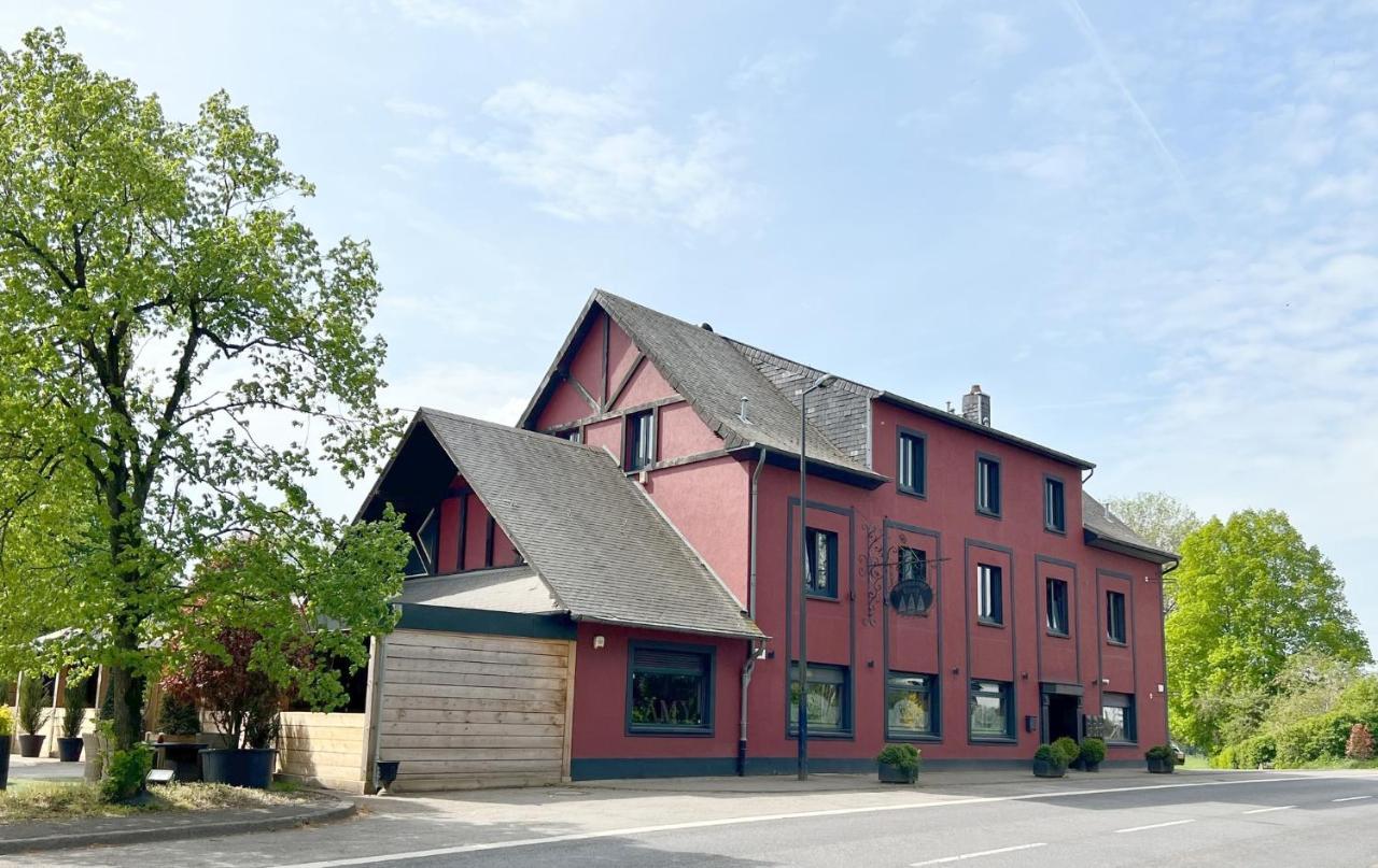 Hotel Restaurant Lamy Troisvierges Exterior photo